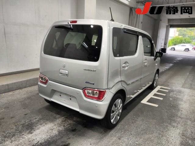 Suzuki WAGON R 2023 7337852-5