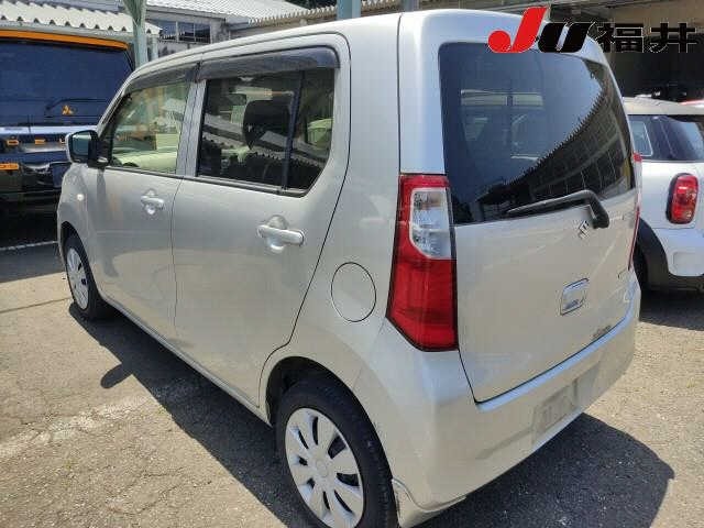 Suzuki WAGON R 2013 7337863-1