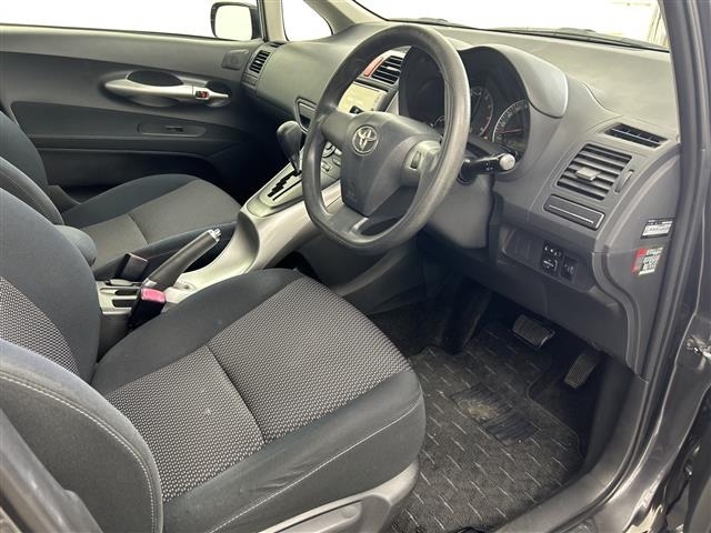 Toyota AURIS 2010 7344654-6