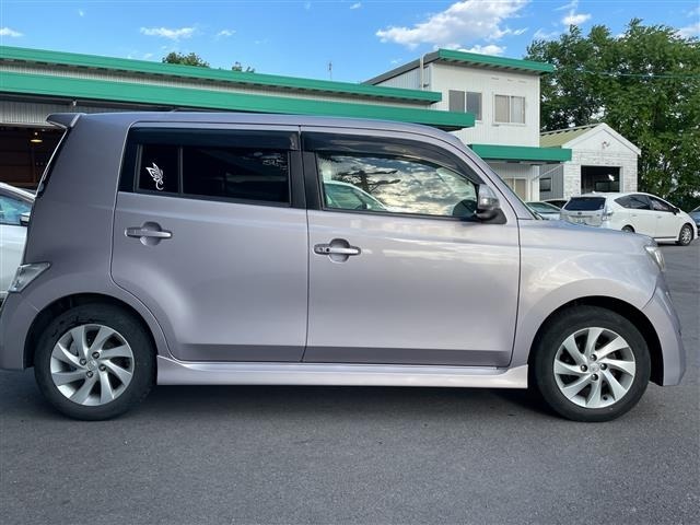 Toyota BB 2011 7346762-12
