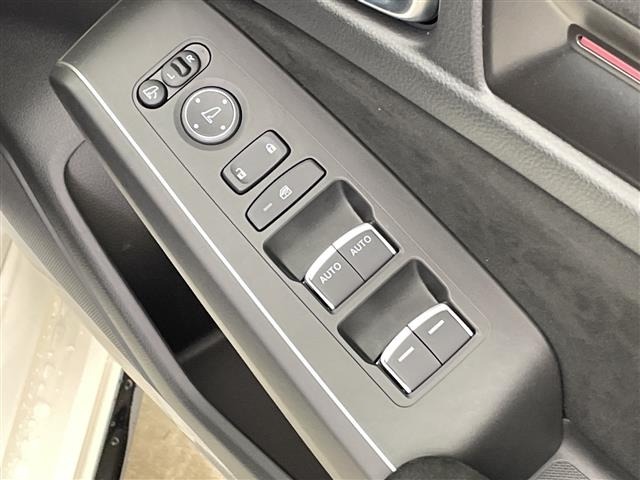 Honda CIVIC 2025 7361003-4