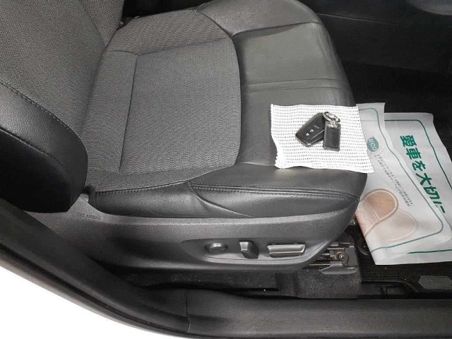Toyota COROLLA CROSS 2021 7353915-10