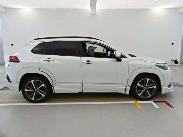 Toyota COROLLA CROSS 2024 7353937-3