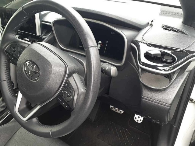 Toyota COROLLA CROSS 2024 7353937-9