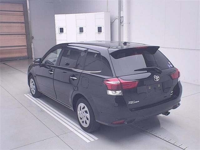 Toyota COROLLA FIELDER 2018 7343302-1