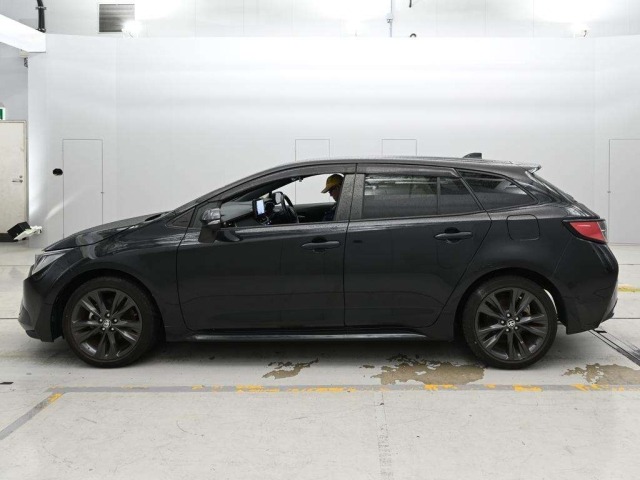 Toyota COROLLA TOURING 2020 7354353-4