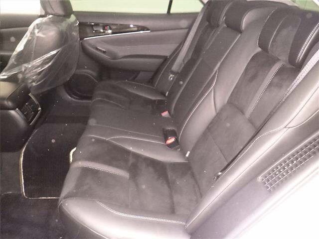 Toyota CROWN 2017 7354779-7