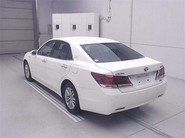 Toyota CROWN 2014 7354781-1