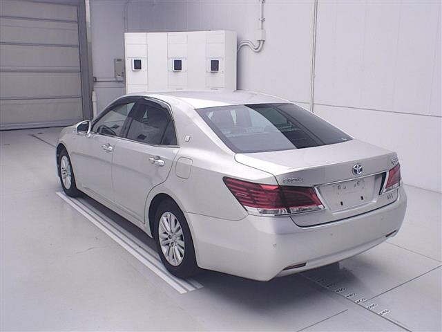 Toyota CROWN 2013 7354822-1