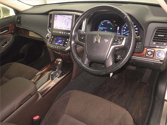 Toyota CROWN 2013 7354822-3