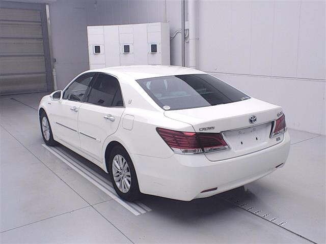 Toyota CROWN 2014 7354830-1
