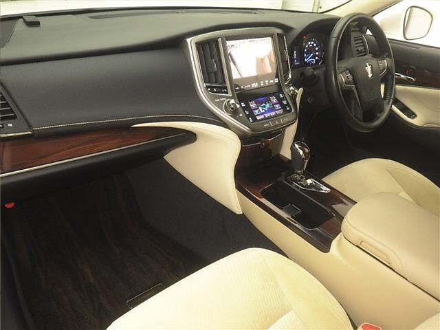 Toyota CROWN 2014 7354830-4