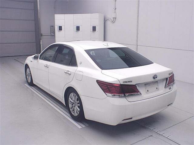 Toyota CROWN 2013 7354837-1