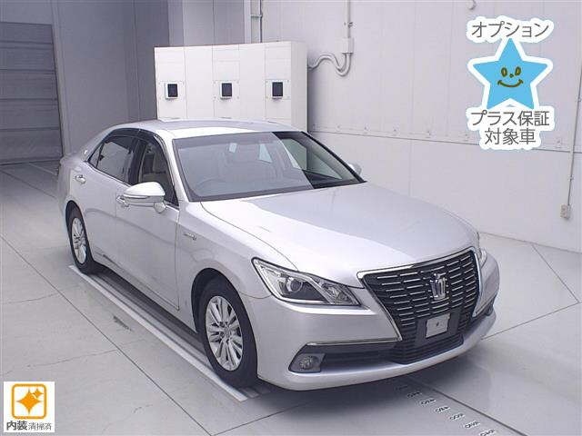 Toyota CROWN 2015 7354838-0