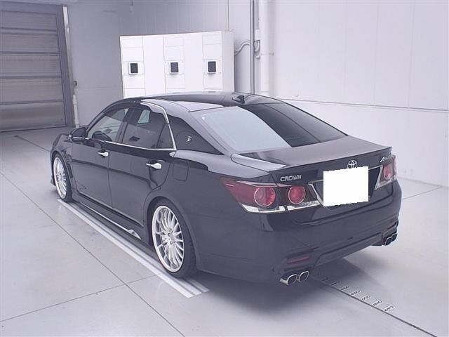 Toyota CROWN 2016 7354840-1