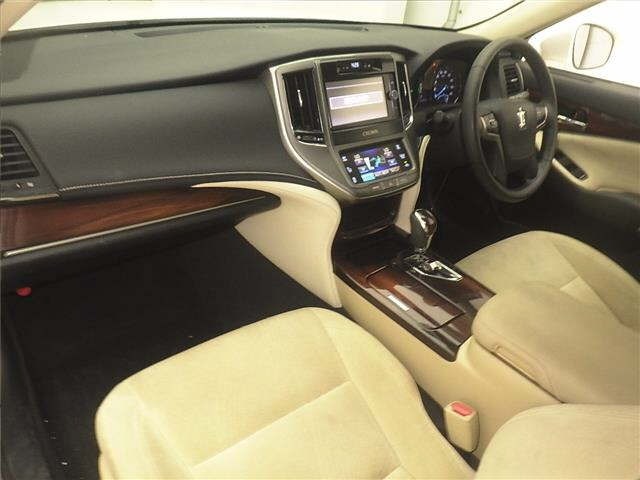 Toyota CROWN 2013 7354847-4