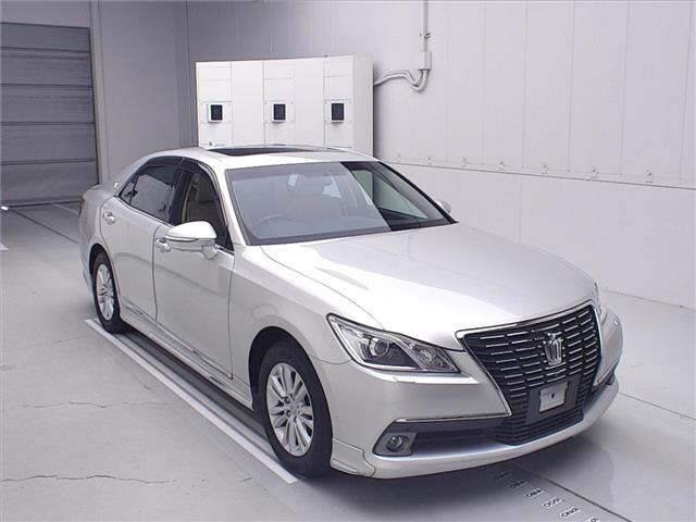 Toyota CROWN 2013 7354848-0