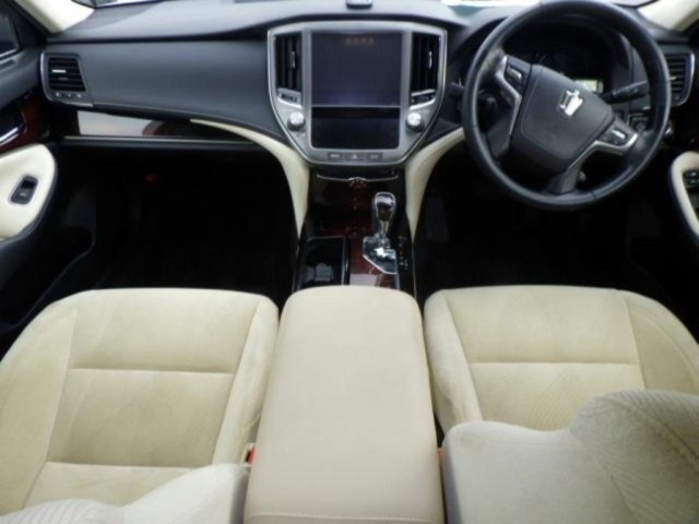 Toyota CROWN 2016 7354864-3