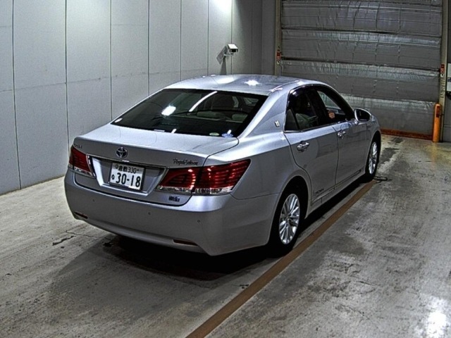 Toyota CROWN 2016 7354864-5
