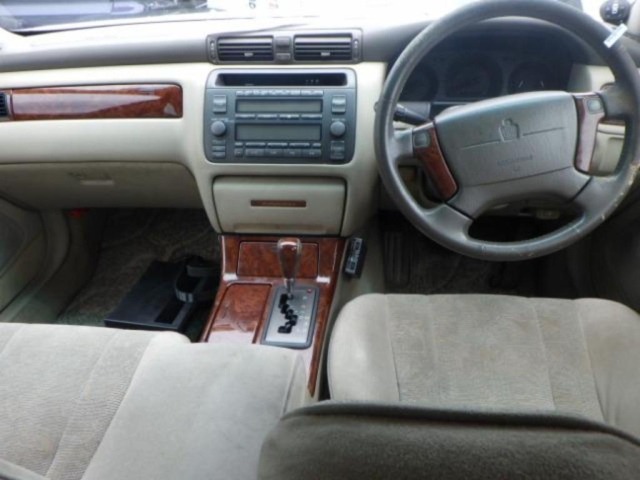 Toyota CROWN 1999 7354865-3