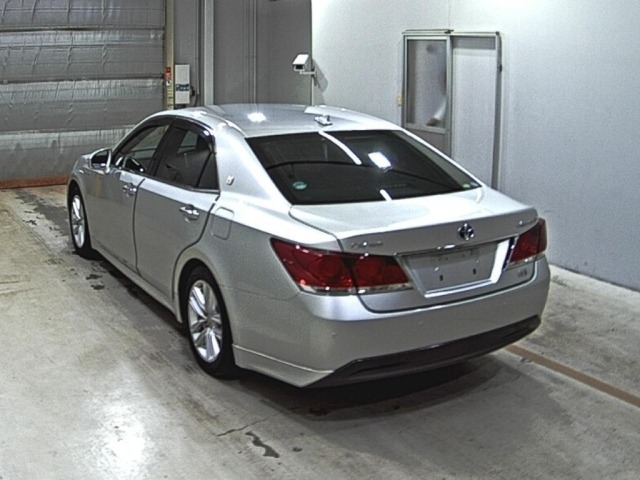 Toyota CROWN 2013 7354870-1