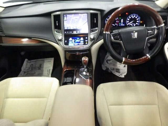 Toyota CROWN 2013 7354899-3
