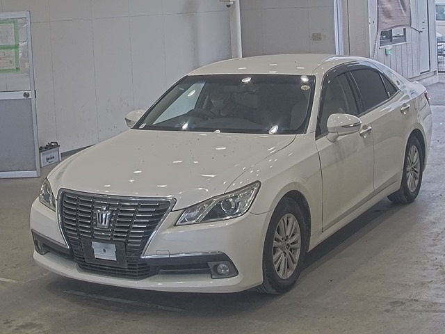 Toyota CROWN 2014 7354912-0