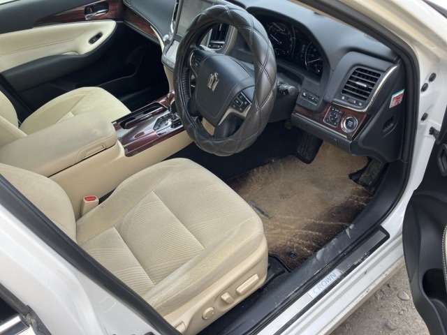 Toyota CROWN 2014 7354912-8