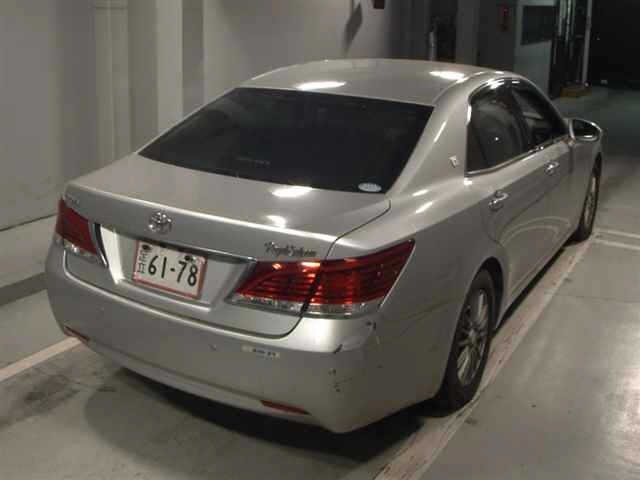 Toyota CROWN 2013 7354927-5