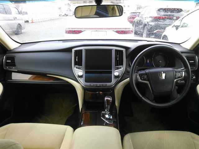 Toyota CROWN 2013 7354936-8