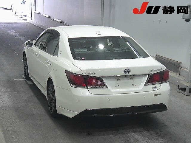 Toyota CROWN 2015 7355032-1
