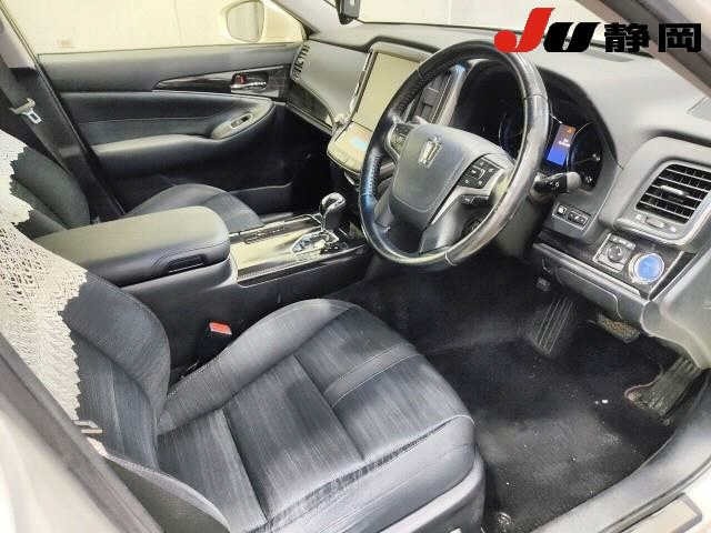 Toyota CROWN 2015 7355032-3