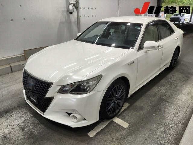Toyota CROWN 2015 7355032-4