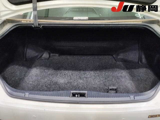Toyota CROWN 2015 7355032-9