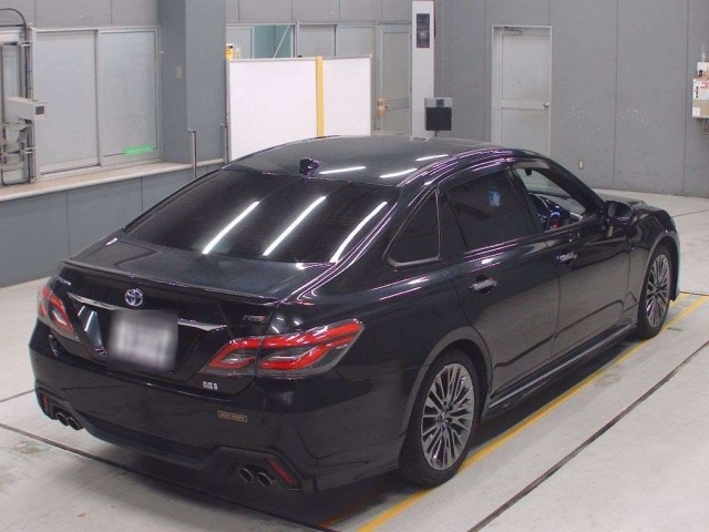 Toyota CROWN 2018 7355055-1