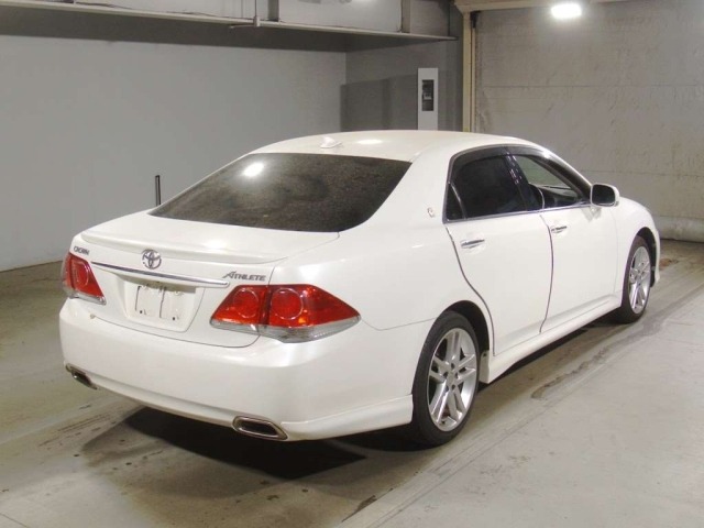 Toyota CROWN 2010 7355081-1