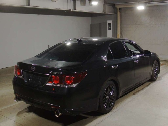 Toyota CROWN 2015 7355082-1