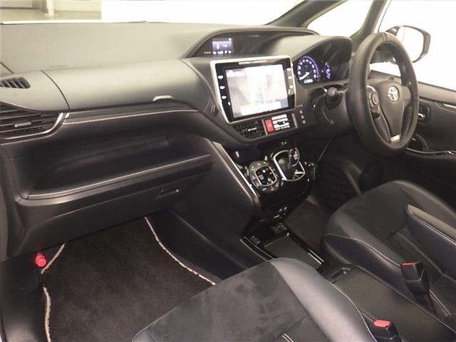 Toyota ESQUIRE 2019 7353642-4