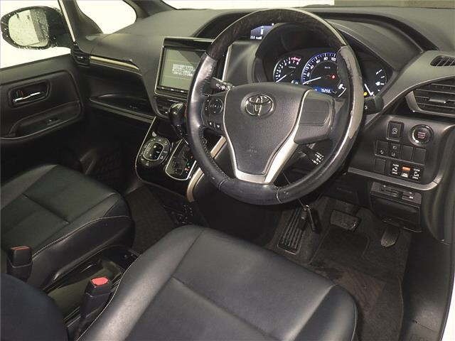 Toyota ESQUIRE 2016 7353663-3