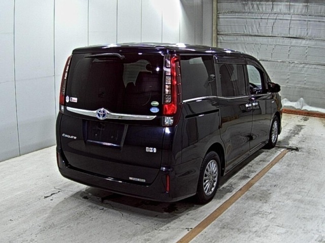 Toyota ESQUIRE 2015 7353720-5