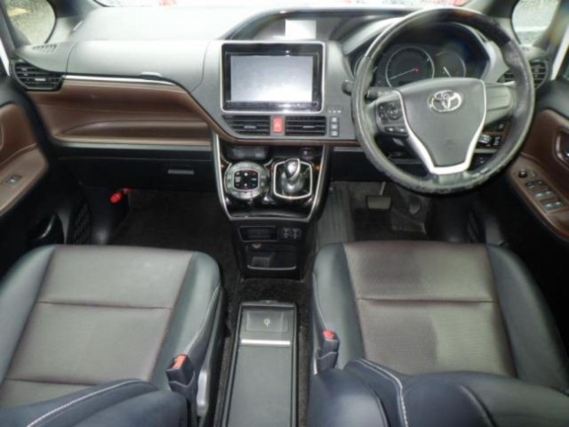 Toyota ESQUIRE 2015 7353721-3