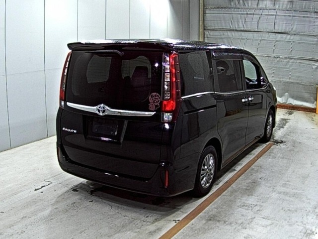 Toyota ESQUIRE 2015 7353731-5
