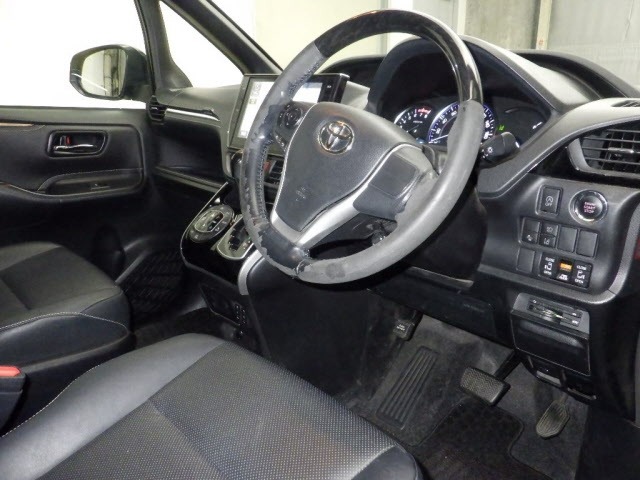 Toyota ESQUIRE 2016 7353756-3