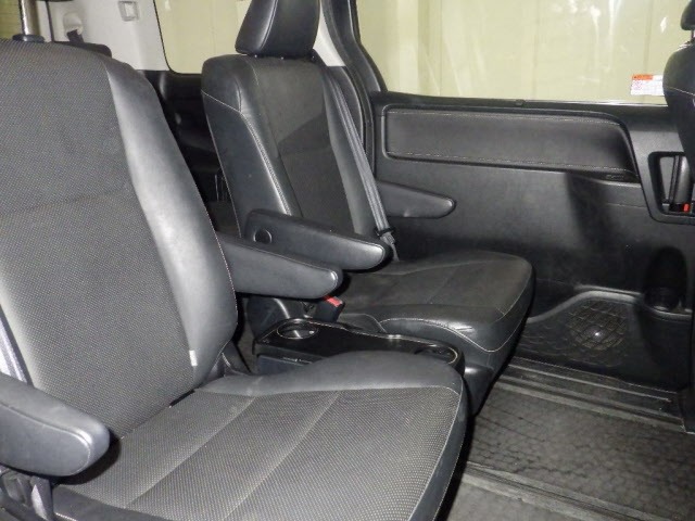 Toyota ESQUIRE 2016 7353756-8