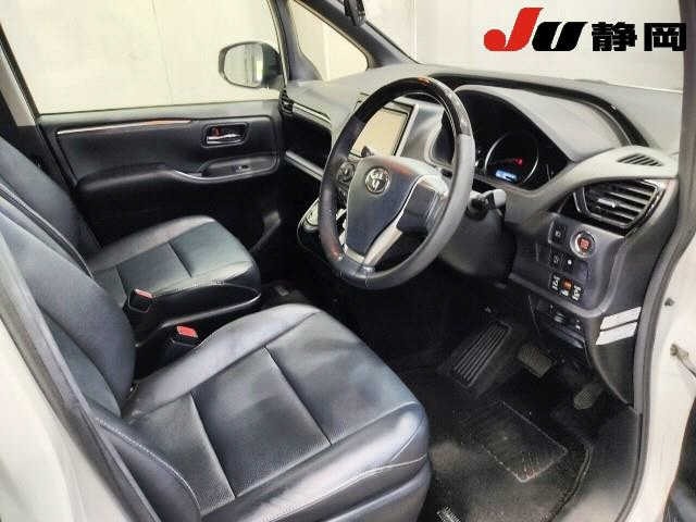 Toyota ESQUIRE 2015 7353761-3