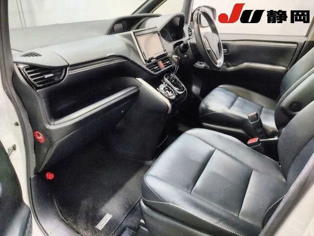Toyota ESQUIRE 2015 7353761-6