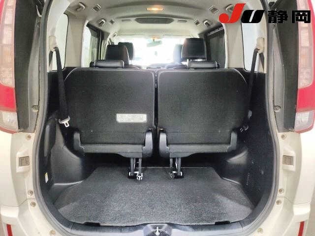 Toyota ESQUIRE 2015 7353761-9