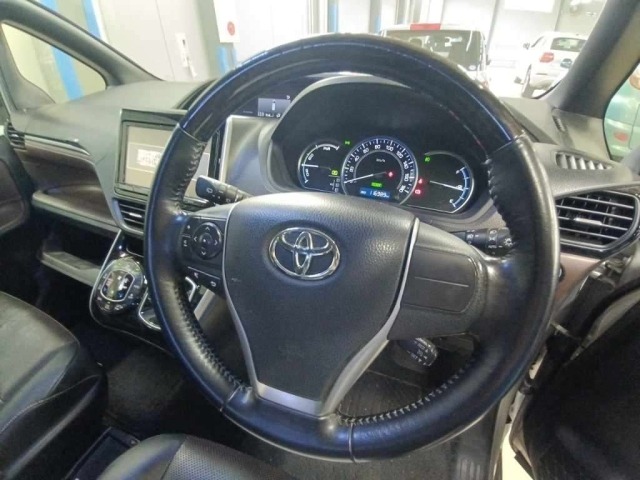 Toyota ESQUIRE 2014 7353786-9