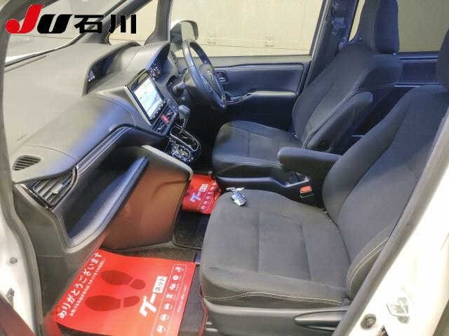Toyota ESQUIRE 2018 7353801-4