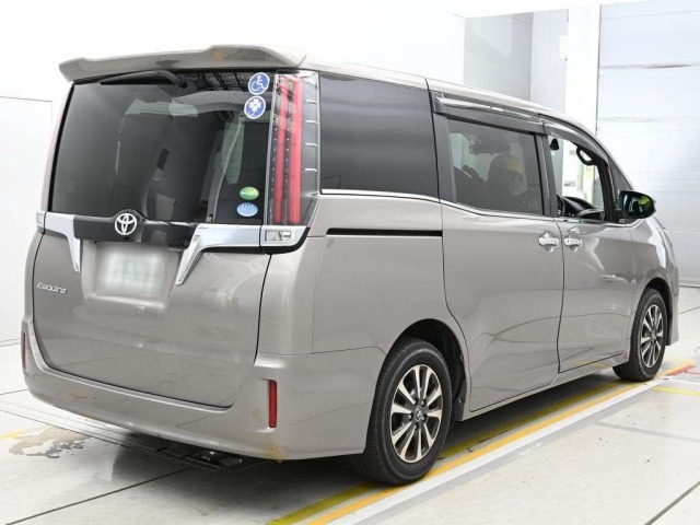 Toyota ESQUIRE 2019 7353816-1
